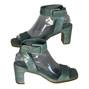 Calvin Klein Block Heel Sandals with Ankle Strap Size 7M (Woman’s)